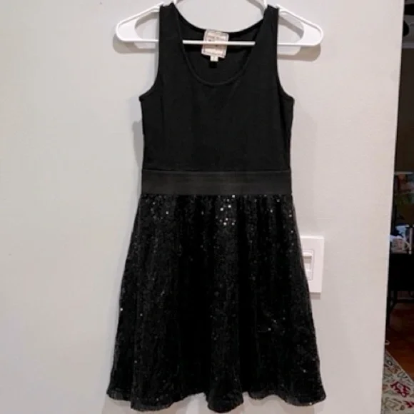 Women's/Junior's PINK ROSE Black Sequin Dress Size M - Picture 1 of 5